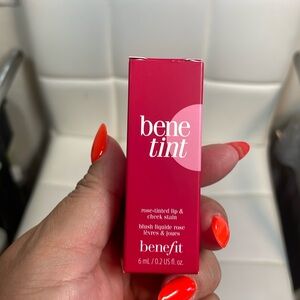 BENEFIT BENETINT